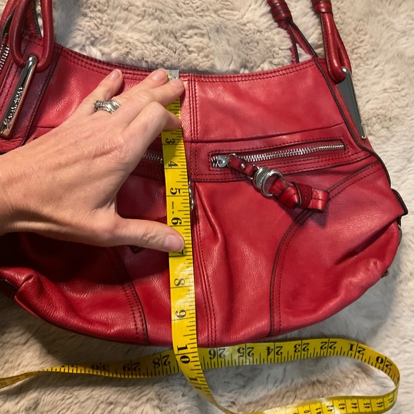 B. Makowsky Shoulder Purse Bag Red Leather Zipper Details Magnetic Closure Women - Picture 4 of 12